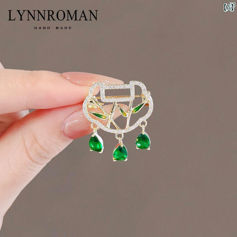 Women's accessories, cute, pretty, fashionable, stylish. LYNNROMAN New Chinese style, safe, lock, bamboo leaf tassel brooch. Women's retro, Hanbok, Chinese accessories.