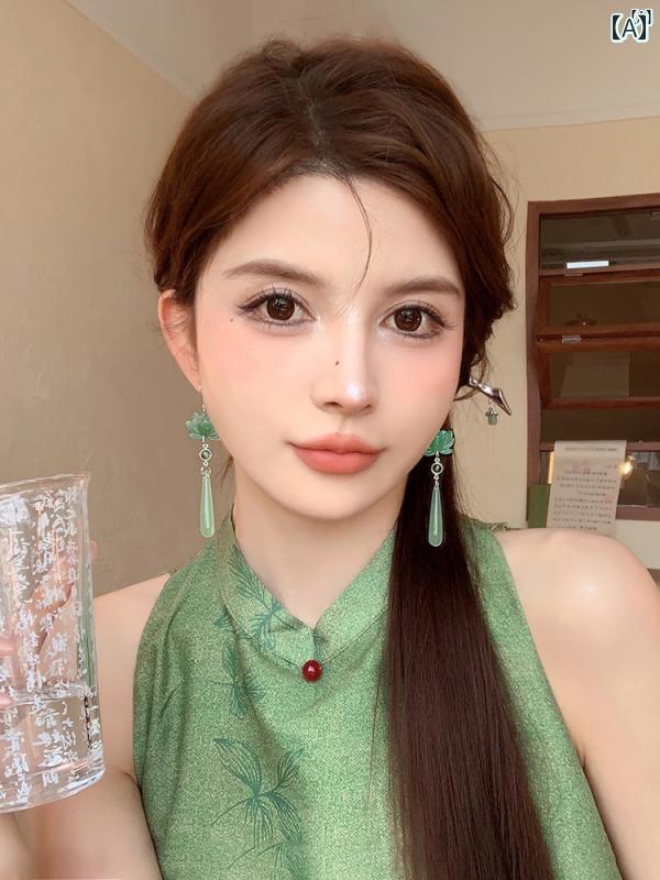 レディース　ファッション　レディース　オシャレ　綺麗　アクセサリー ロータス ステップバイステップ 誕生 中華風 キャッツアイ型 水滴 イヤリング 漢服 レトロ イヤーフック スタッド