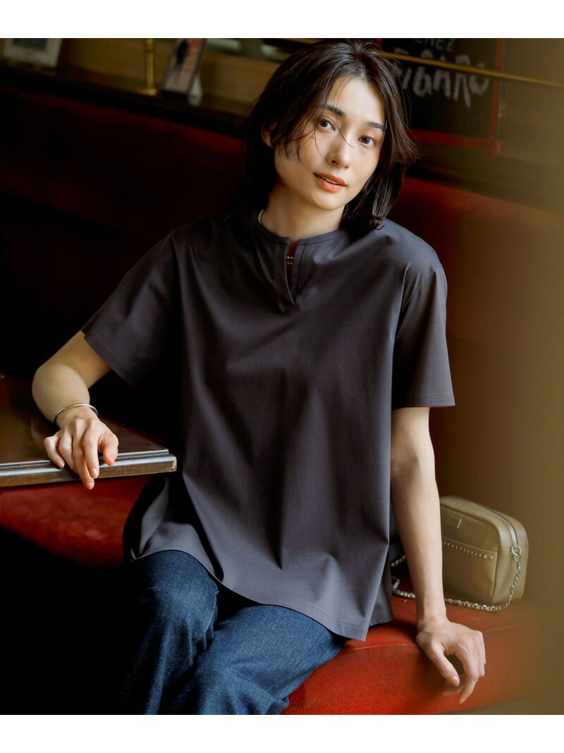 【SALE／30%OFF】【汗じみ防止/洗える】スムースデザイン バックフレア カットソー 23区 ニジュウサンク トップス カットソー・Tシャツ ホワイト ブラック【RBA_E】【送料無料】[Rakuten Fashion]のサムネイル