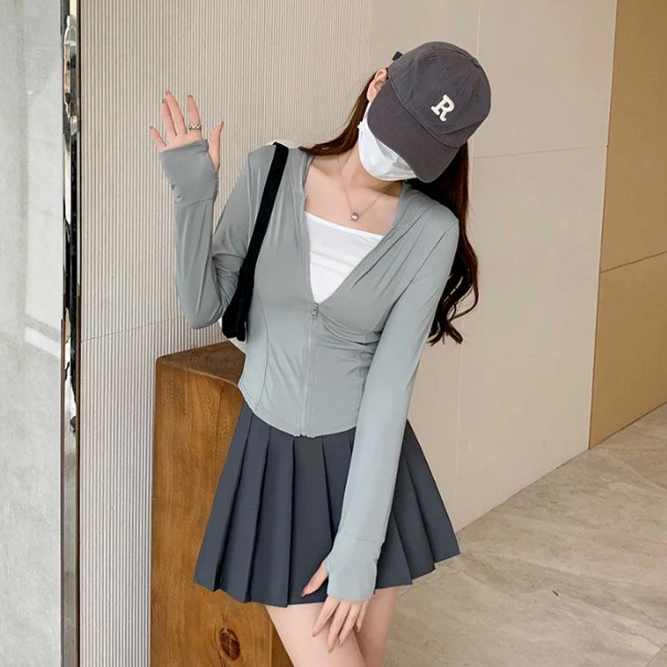 パーカー レディース 夏 薄手 細身 丸裾 通気性 接触冷感 涼しい UVカット 指穴 日焼け防止 遮蔽率99.9％ UPF50+ 紫外線対策