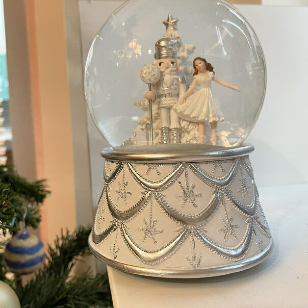 くるみ割り人形 スノードーム スノーグローブ オルゴール ホワイトシルバー バレエ雑貨 バレリーナ雑貨 クリスマス