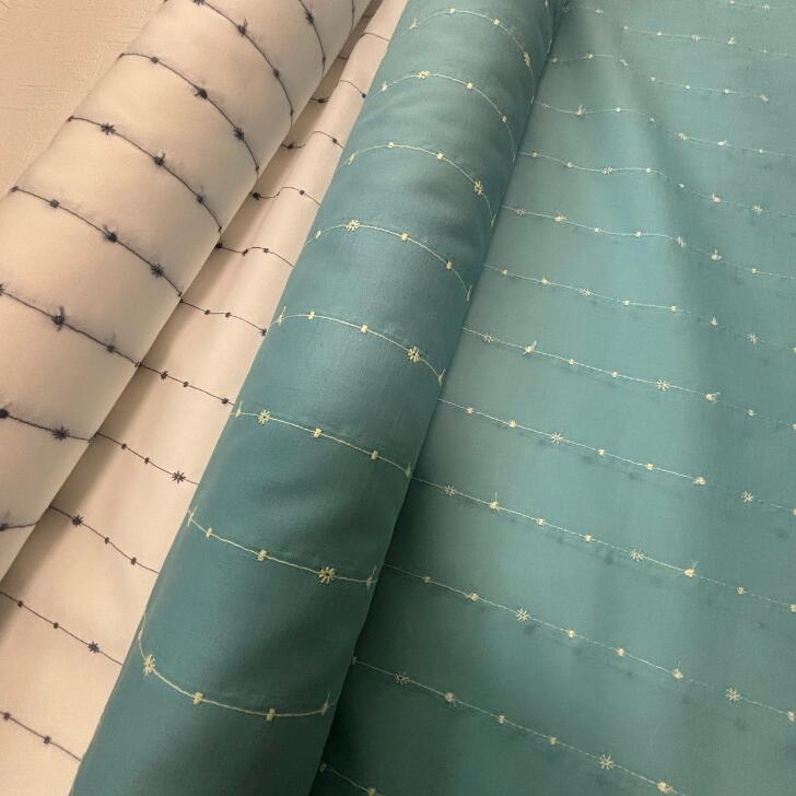 【マラソンクーポン配布中】 生地 コットン 刺繍 ストライプ 幾何ストライプ 可愛い オシャレ ホワイト ブルー バッグ ポーチ