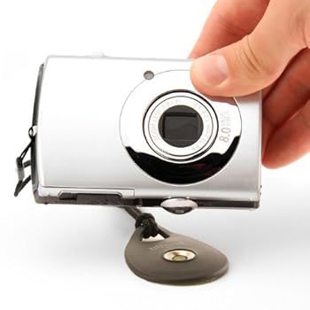 【中古】GOMITE tiltpod for コンパクトデジタルカメラ【メーカー名】【メーカー型番】【ブランド名】Gomite 三脚 【商品説明】GOMITE tiltpod for コンパクトデジタルカメラ画像はイメージ写真ですので付属品など画像の通りではないこともございます。付属品については商品タイトルに記載がない場合がありますので、ご不明な場合はメッセージにてお問い合わせください。当店ではレコード盤には商品タイトルに［レコード］と表記しております。表記がない物はすべてCDですのでご注意ください。当店では初期不良に限り、商品到着から7日間は返品を 受付けております。お問い合わせ・メールにて不具合詳細をご連絡ください。他モールとの併売品の為、完売の際はキャンセルご連絡させて頂きます。中古品の商品タイトルに「限定」「初回」「保証」「DLコード」などの表記がありましても、特典・付属品・帯・保証等は付いておりません。電子辞書、コンパクトオーディオプレーヤー等のイヤホンは写真にありましても衛生上、基本お付けしておりません。※未使用品は除く品名に【import】【輸入】【北米】【海外】等の国内商品でないと把握できる表記商品について国内のDVDプレイヤー、ゲーム機で稼働しない場合がございます。予めご了承の上、購入ください。掲載と付属品が異なる場合は確認のご連絡をさせて頂きます。ご注文からお届けまで1、ご注文⇒ご注文は24時間受け付けております。2、注文確認⇒ご注文後、当店から注文確認メールを送信します。3、お届けまで3〜10営業日程度とお考えください。輸入商品は10営業日から30営業日前後でのお届けとなります。4、入金確認⇒前払い決済をご選択の場合、ご入金確認後、配送手配を致します。5、出荷⇒配送準備が整い次第、出荷致します。配送業者、追跡番号等の詳細をメール送信致します。6、到着⇒出荷後、1〜3日後に商品が到着します。　※離島、北海道、九州、沖縄は遅れる場合がございます。予めご了承下さい。お電話でのお問合せは少人数で運営の為受け付けておりませんので、お問い合わせ・メールにてお願い致します。★お客様都合によるご注文後のキャンセル・返品はお受けしておりませんのでご了承ください。0