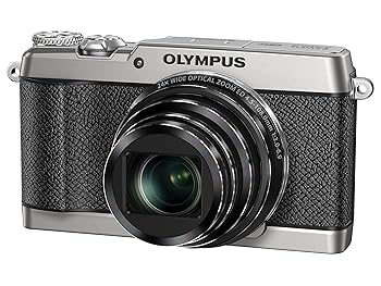【中古】OLYMPUS コンパクトデジタルカメラ STYLUS SH-3 シルバー 光学式5軸手ぶれ補正 光学24倍&超解像48倍ズーム SH-3 SLV【メーカー名】【メーカー型番】【ブランド名】OM SYSTEM/オリンパス コンパクト 【商品説明】OLYMPUS コンパクトデジタルカメラ STYLUS SH-3 シルバー 光学式5軸手ぶれ補正 光学24倍&超解像48倍ズーム SH-3 SLV画像はイメージ写真ですので付属品など画像の通りではないこともございます。付属品については商品タイトルに記載がない場合がありますので、ご不明な場合はメッセージにてお問い合わせください。当店ではレコード盤には商品タイトルに［レコード］と表記しております。表記がない物はすべてCDですのでご注意ください。当店では初期不良に限り、商品到着から7日間は返品を 受付けております。お問い合わせ・メールにて不具合詳細をご連絡ください。他モールとの併売品の為、完売の際はキャンセルご連絡させて頂きます。中古品の商品タイトルに「限定」「初回」「保証」「DLコード」などの表記がありましても、特典・付属品・帯・保証等は付いておりません。電子辞書、コンパクトオーディオプレーヤー等のイヤホンは写真にありましても衛生上、基本お付けしておりません。※未使用品は除く品名に【import】【輸入】【北米】【海外】等の国内商品でないと把握できる表記商品について国内のDVDプレイヤー、ゲーム機で稼働しない場合がございます。予めご了承の上、購入ください。掲載と付属品が異なる場合は確認のご連絡をさせて頂きます。ご注文からお届けまで1、ご注文⇒ご注文は24時間受け付けております。2、注文確認⇒ご注文後、当店から注文確認メールを送信します。3、お届けまで3〜10営業日程度とお考えください。輸入商品は10営業日から30営業日前後でのお届けとなります。4、入金確認⇒前払い決済をご選択の場合、ご入金確認後、配送手配を致します。5、出荷⇒配送準備が整い次第、出荷致します。配送業者、追跡番号等の詳細をメール送信致します。6、到着⇒出荷後、1〜3日後に商品が到着します。　※離島、北海道、九州、沖縄は遅れる場合がございます。予めご了承下さい。お電話でのお問合せは少人数で運営の為受け付けておりませんので、お問い合わせ・メールにてお願い致します。★お客様都合によるご注文後のキャンセル・返品はお受けしておりませんのでご了承ください。0