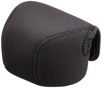 【中古】シグマSigma SIGMA ソフトケース SC-11 DPシリーズ用【メーカー名】【メーカー型番】【ブランド名】シグマ(Sigma) コンパクトカメラケース 【商品説明】シグマSigma SIGMA ソフトケース SC-11 DPシリーズ用画像はイメージ写真ですので付属品など画像の通りではないこともございます。付属品については商品タイトルに記載がない場合がありますので、ご不明な場合はメッセージにてお問い合わせください。当店ではレコード盤には商品タイトルに［レコード］と表記しております。表記がない物はすべてCDですのでご注意ください。当店では初期不良に限り、商品到着から7日間は返品を 受付けております。お問い合わせ・メールにて不具合詳細をご連絡ください。他モールとの併売品の為、完売の際はキャンセルご連絡させて頂きます。中古品の商品タイトルに「限定」「初回」「保証」「DLコード」などの表記がありましても、特典・付属品・帯・保証等は付いておりません。電子辞書、コンパクトオーディオプレーヤー等のイヤホンは写真にありましても衛生上、基本お付けしておりません。※未使用品は除く品名に【import】【輸入】【北米】【海外】等の国内商品でないと把握できる表記商品について国内のDVDプレイヤー、ゲーム機で稼働しない場合がございます。予めご了承の上、購入ください。掲載と付属品が異なる場合は確認のご連絡をさせて頂きます。ご注文からお届けまで1、ご注文⇒ご注文は24時間受け付けております。2、注文確認⇒ご注文後、当店から注文確認メールを送信します。3、お届けまで3〜10営業日程度とお考えください。輸入商品は10営業日から30営業日前後でのお届けとなります。4、入金確認⇒前払い決済をご選択の場合、ご入金確認後、配送手配を致します。5、出荷⇒配送準備が整い次第、出荷致します。配送業者、追跡番号等の詳細をメール送信致します。6、到着⇒出荷後、1〜3日後に商品が到着します。　※離島、北海道、九州、沖縄は遅れる場合がございます。予めご了承下さい。お電話でのお問合せは少人数で運営の為受け付けておりませんので、お問い合わせ・メールにてお願い致します。★お客様都合によるご注文後のキャンセル・返品はお受けしておりませんのでご了承ください。0