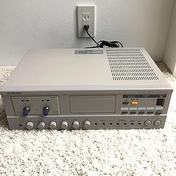 【中古】ビクター Victor システムアンプ 160w PA-916【メーカー名】【メーカー型番】【ブランド名】JVCケンウッド パワーアンプ 【商品説明】ビクター Victor システムアンプ 160w PA-916画像はイメージ写真ですので付属品など画像の通りではないこともございます。付属品については商品タイトルに記載がない場合がありますので、ご不明な場合はメッセージにてお問い合わせください。当店ではレコード盤には商品タイトルに［レコード］と表記しております。表記がない物はすべてCDですのでご注意ください。当店では初期不良に限り、商品到着から7日間は返品を 受付けております。お問い合わせ・メールにて不具合詳細をご連絡ください。他モールとの併売品の為、完売の際はキャンセルご連絡させて頂きます。中古品の商品タイトルに「限定」「初回」「保証」「DLコード」などの表記がありましても、特典・付属品・帯・保証等は付いておりません。電子辞書、コンパクトオーディオプレーヤー等のイヤホンは写真にありましても衛生上、基本お付けしておりません。※未使用品は除く品名に【import】【輸入】【北米】【海外】等の国内商品でないと把握できる表記商品について国内のDVDプレイヤー、ゲーム機で稼働しない場合がございます。予めご了承の上、購入ください。掲載と付属品が異なる場合は確認のご連絡をさせて頂きます。ご注文からお届けまで1、ご注文⇒ご注文は24時間受け付けております。2、注文確認⇒ご注文後、当店から注文確認メールを送信します。3、お届けまで3〜10営業日程度とお考えください。輸入商品は10営業日から30営業日前後でのお届けとなります。4、入金確認⇒前払い決済をご選択の場合、ご入金確認後、配送手配を致します。5、出荷⇒配送準備が整い次第、出荷致します。配送業者、追跡番号等の詳細をメール送信致します。6、到着⇒出荷後、1〜3日後に商品が到着します。　※離島、北海道、九州、沖縄は遅れる場合がございます。予めご了承下さい。お電話でのお問合せは少人数で運営の為受け付けておりませんので、お問い合わせ・メールにてお願い致します。★お客様都合によるご注文後のキャンセル・返品はお受けしておりませんのでご了承ください。0