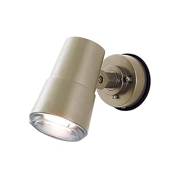 【中古】パナソニックPanasonic LED スポットライト 天井壁直付型 50形 電球色 LSEW6001YK【メーカー名】【メーカー型番】【ブランド名】パナソニック(Panasonic) スポットライト 【商品説明】パナソニックPanasonic LED スポットライト 天井壁直付型 50形 電球色 LSEW6001YK画像はイメージ写真ですので付属品など画像の通りではないこともございます。付属品については商品タイトルに記載がない場合がありますので、ご不明な場合はメッセージにてお問い合わせください。当店ではレコード盤には商品タイトルに［レコード］と表記しております。表記がない物はすべてCDですのでご注意ください。当店では初期不良に限り、商品到着から7日間は返品を 受付けております。お問い合わせ・メールにて不具合詳細をご連絡ください。他モールとの併売品の為、完売の際はキャンセルご連絡させて頂きます。中古品の商品タイトルに「限定」「初回」「保証」「DLコード」などの表記がありましても、特典・付属品・帯・保証等は付いておりません。電子辞書、コンパクトオーディオプレーヤー等のイヤホンは写真にありましても衛生上、基本お付けしておりません。※未使用品は除く品名に【import】【輸入】【北米】【海外】等の国内商品でないと把握できる表記商品について国内のDVDプレイヤー、ゲーム機で稼働しない場合がございます。予めご了承の上、購入ください。掲載と付属品が異なる場合は確認のご連絡をさせて頂きます。ご注文からお届けまで1、ご注文⇒ご注文は24時間受け付けております。2、注文確認⇒ご注文後、当店から注文確認メールを送信します。3、お届けまで3〜10営業日程度とお考えください。輸入商品は10営業日から30営業日前後でのお届けとなります。4、入金確認⇒前払い決済をご選択の場合、ご入金確認後、配送手配を致します。5、出荷⇒配送準備が整い次第、出荷致します。配送業者、追跡番号等の詳細をメール送信致します。6、到着⇒出荷後、1〜3日後に商品が到着します。　※離島、北海道、九州、沖縄は遅れる場合がございます。予めご了承下さい。お電話でのお問合せは少人数で運営の為受け付けておりませんので、お問い合わせ・メールにてお願い致します。★お客様都合によるご注文後のキャンセル・返品はお受けしておりませんのでご了承ください。0