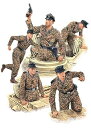 【中古】ミニアート 135 ドイツ戦車兵 フランス1944 特別版 武器・装備品付 プラモデル MA35252
