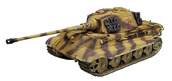 【中古】DR6840 135 WW.II ドイツ軍 Sd.Kfz.182 キングタイガー ヘンシェル砲塔 wツィメリットコーティング 第505重戦車大隊 1944年 ロシア プラモデル