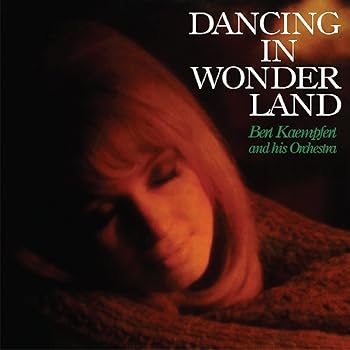 šDancing In The Wonderland
