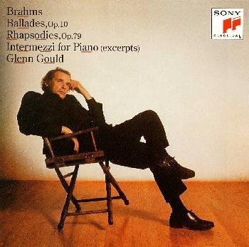 【中古】（良い）ブラームス:4つのバラード【メーカー名】【メーカー型番】【ブランド名】ソニーミュージックエンタテインメント 室内楽・器楽曲 グールド(グレン): Artist; ブラームス: Composer; グールド(グレン): Performer【商品説明】ブラームス:4つのバラード画像はイメージ写真ですので付属品など画像の通りではないこともございます。付属品については商品タイトルに記載がない場合がありますので、ご不明な場合はメッセージにてお問い合わせください。当店ではレコード盤には商品タイトルに［レコード］と表記しております。表記がない物はすべてCDですのでご注意ください。当店では初期不良に限り、商品到着から7日間は返品を 受付けております。お問い合わせ・メールにて不具合詳細をご連絡ください。他モールとの併売品の為、完売の際はキャンセルご連絡させて頂きます。中古品の商品タイトルに「限定」「初回」「保証」「DLコード」などの表記がありましても、特典・付属品・帯・保証等は付いておりません。電子辞書、コンパクトオーディオプレーヤー等のイヤホンは写真にありましても衛生上、基本お付けしておりません。※未使用品は除く品名に【import】【輸入】【北米】【海外】等の国内商品でないと把握できる表記商品について国内のDVDプレイヤー、ゲーム機で稼働しない場合がございます。予めご了承の上、購入ください。掲載と付属品が異なる場合は確認のご連絡をさせて頂きます。ご注文からお届けまで1、ご注文⇒ご注文は24時間受け付けております。2、注文確認⇒ご注文後、当店から注文確認メールを送信します。3、お届けまで3〜10営業日程度とお考えください。4、入金確認⇒前払い決済をご選択の場合、ご入金確認後、配送手配を致します。5、出荷⇒配送準備が整い次第、出荷致します。配送業者、追跡番号等の詳細をメール送信致します。6、到着⇒出荷後、1〜3日後に商品が到着します。　※離島、北海道、九州、沖縄は遅れる場合がございます。予めご了承下さい。お電話でのお問合せは少人数で運営の為受け付けておりませんので、お問い合わせ・メールにてお願い致します。営業時間　月〜金　11:00〜17:00★お客様都合によるご注文後のキャンセル・返品はお受けしておりませんのでご了承ください。0