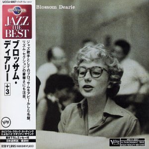 【中古】（良い）ブロッサム・ディアリー+3【メーカー名】【メーカー型番】【ブランド名】【商品説明】ブロッサム・ディアリー+3画像はイメージ写真ですので付属品など画像の通りではないこともございます。付属品については商品タイトルに記載がない場合がありますので、ご不明な場合はメッセージにてお問い合わせください。当店ではレコード盤には商品タイトルに［レコード］と表記しております。表記がない物はすべてCDですのでご注意ください。当店では初期不良に限り、商品到着から7日間は返品を 受付けております。お問い合わせ・メールにて不具合詳細をご連絡ください。他モールとの併売品の為、完売の際はキャンセルご連絡させて頂きます。中古品の商品タイトルに「限定」「初回」「保証」「DLコード」などの表記がありましても、特典・付属品・帯・保証等は付いておりません。電子辞書、コンパクトオーディオプレーヤー等のイヤホンは写真にありましても衛生上、基本お付けしておりません。※未使用品は除く品名に【import】【輸入】【北米】【海外】等の国内商品でないと把握できる表記商品について国内のDVDプレイヤー、ゲーム機で稼働しない場合がございます。予めご了承の上、購入ください。掲載と付属品が異なる場合は確認のご連絡をさせて頂きます。ご注文からお届けまで1、ご注文⇒ご注文は24時間受け付けております。2、注文確認⇒ご注文後、当店から注文確認メールを送信します。3、お届けまで3〜10営業日程度とお考えください。4、入金確認⇒前払い決済をご選択の場合、ご入金確認後、配送手配を致します。5、出荷⇒配送準備が整い次第、出荷致します。配送業者、追跡番号等の詳細をメール送信致します。6、到着⇒出荷後、1〜3日後に商品が到着します。　※離島、北海道、九州、沖縄は遅れる場合がございます。予めご了承下さい。お電話でのお問合せは少人数で運営の為受け付けておりませんので、お問い合わせ・メールにてお願い致します。営業時間　月〜金　11:00〜17:00★お客様都合によるご注文後のキャンセル・返品はお受けしておりませんのでご了承ください。0