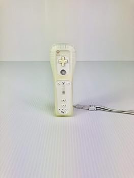 【中古】(未使用・未開封品)Wiiリモコン【メーカー名】【メーカー型番】203135011【ブランド名】任天堂【商品説明】Wiiリモコン中古品のため、未開封品でもダウンロード・シリアルコード他期限のあるものはほぼ期限切れで使用不可となり、商品名にありましても返品保証対象外となります。予めご了承ください。未使用・未開封ですが弊社で一般の方から買取しました中古品です。一点物で売り切れ終了です。当店では初期不良に限り、商品到着から7日間は返品を 受付けております。お問い合わせ・メールにて不具合詳細をご連絡ください。【重要】商品によって返品先倉庫が異なります。返送先ご連絡まで必ずお待ちください。連絡を待たず会社住所等へ送られた場合は返送費用ご負担となります。予めご了承ください。他モールとの併売品の為、完売の際はキャンセルご連絡させて頂きます。中古品の画像および商品タイトルに「限定」「初回」「保証」「DLコード」などの表記がありましても、特典・付属品・帯・保証等は付いておりません。電子辞書、コンパクトオーディオプレーヤー等のイヤホンは写真にありましても衛生上、基本お付けしておりません。※未使用品は除く品名に【import】【輸入】【北米】【海外】等の国内商品でないと把握できる表記商品について国内のDVDプレイヤー、ゲーム機で稼働しない場合がございます。予めご了承の上、購入ください。掲載と付属品が異なる場合は確認のご連絡をさせて頂きます。ご注文からお届けまで1、ご注文⇒ご注文は24時間受け付けております。2、注文確認⇒ご注文後、当店から注文確認メールを送信します。3、お届けまで3〜10営業日程度とお考えください。4、入金確認⇒前払い決済をご選択の場合、ご入金確認後、配送手配を致します。5、出荷⇒配送準備が整い次第、出荷致します。配送業者、追跡番号等の詳細をメール送信致します。6、到着⇒出荷後、1〜3日後に商品が到着します。　※離島、北海道、九州、沖縄は遅れる場合がございます。予めご了承下さい。お電話でのお問合せは少人数で運営の為受け付けておりませんので、お問い合わせ・メールにてお願い致します。営業時間　月〜金　11:00〜17:00★お客様都合によるご注文後のキャンセル・返品はお受けしておりませんのでご了承ください。ご来店ありがとうございます。当店では良品中古を多数揃えております。お電話でのお問合せは少人数で運営の為受け付けておりませんので、お問い合わせ・メールにてお願い致します。