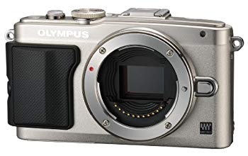 (中古品)OLYMPUS ミラーレス一眼 PEN Lite E-PL6 ボディ シルバー E-PL6 BODY SLV【メーカー名】オリンパス【メーカー型番】E-PL6(SLV)【ブランド名】オリンパス【商品説明】OLYMPUS ミラーレス一眼 PEN Lite E-PL6 ボディ シルバー E-PL6 BODY SLV●E-PL6 OLYMPUS PEN Lite シルバー●お届け：受注後に再メンテ、梱包します。到着まで3日〜10日程度とお考え下さい。当店では初期不良に限り、商品到着から7日間は返品を 受付けております。品切れの場合は2週間程度でお届け致します。ご注文からお届けまで1、ご注文⇒24時間受け付けております。2、注文確認⇒当店から注文確認メールを送信します。3、在庫確認⇒中古品は受注後に、再メンテナンス、梱包しますので　お届けまで3日〜10日程度とお考え下さい。4、入金確認⇒前払い決済をご選択の場合、ご入金確認後、配送手配を致します。5、出荷⇒配送準備が整い次第、出荷致します。配送業者、追跡番号等の詳細をメール送信致します。6、到着⇒出荷後、1〜3日後に商品が到着します。当店はリサイクル専門店につき一般のお客様から買取しました中古扱い品です。ご来店、誠にありがとうございます。 当店では良品中古を多数揃えております。お電話でのお問合せは少人数で運営の為、受け付けておりませんので、お手数をおかけしますが、お問い合わせ・メールにてお願い致します。