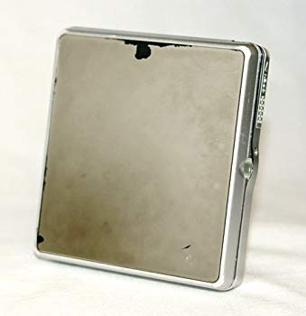 【状態　非常に良い】【中古品】SHARP　シャープ　MD-SY610-S 　ミラー仕様　ポータブルMDプレーヤー　MDLP対応　（MD再生専用機/MDウォークマン）【メーカー名】SHARP　シャープ【メーカー型番】【ブランド名】シャープ(SHARP)【商品説明】SHARP　シャープ　MD-SY610-S 　ミラー仕様　ポータブルMDプレーヤー　MDLP対応　（MD再生専用機/MDウォークマン）MD-ST600をベースにしたと思われる某量販店限定モデルです。 ミラー仕様の希少モデルです。当店では初期不良に限り、商品到着から7日間は返品を 受付けております。万が一、品切れの場合は2週間程度でお届け致します。""ご注文からお届けまで""1、ご注文⇒ご注文は24時間受け付けております。2、注文確認⇒ご注文後、当店から注文確認メールを送信します。3、在庫確認⇒国内在庫：3〜5日程度でお届け。　海外在庫：2週間程度でお届け。""　※中古品は受注後に、再メンテナンス、梱包しますので　お届けまで3日〜7日程度とお考え下さい。""　※在庫切れの場合はご連絡させて頂きます。4、入金確認⇒前払い決済をご選択の場合、ご入金確認後、配送手配を致します。5、出荷⇒配送準備が整い次第、出荷致します。配送業者、追跡番号等の詳細をメール送信致します。6、到着⇒出荷後、1〜3日後に商品が到着します。　※離島、北海道、九州、沖縄は遅れる場合がございます。予めご了承下さい。ご来店、誠にありがとうございます。