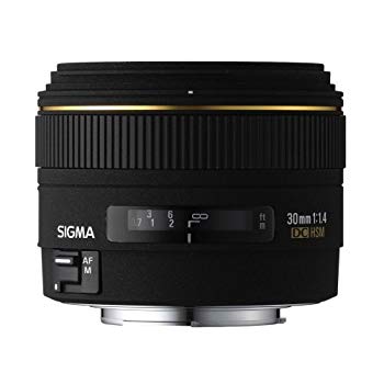 【状態　非常に良い】【中古 良品】シグマ 30mm F1.4 EX DC デジタル専用 HSM フォーサーズ用【メーカー名】シグマ【メーカー型番】300107【ブランド名】シグマ【商品説明】シグマ 30mm F1.4 EX DC デジタル専用 HSM フォーサーズ用300107当店では初期不良に限り、商品到着から7日間は返品を 受付けております。・万が一、品切れの場合は2週間程度でお届け致します。ご注文からお届けまで1、ご注文⇒ご注文は24時間受け付けております。2、注文確認⇒ご注文後、当店から注文確認メールを送信します。3、在庫確認⇒国内在庫：3〜5日程度でお届け。　海外在庫：2週間程度でお届け。""　※中古品は受注後に、再メンテナンス、梱包しますので　お届けまで3日〜7日程度とお考え下さい。""　※在庫切れの場合はご連絡させて頂きます。4、入金確認⇒前払い決済をご選択の場合、ご入金確認後、配送手配を致します。5、出荷⇒配送準備が整い次第、出荷致します。配送業者、追跡番号等の詳細をメール送信致します。6、到着⇒出荷後、1〜3日後に商品が到着します。　※離島、北海道、九州、沖縄は遅れる場合がございます。予めご了承下さい。ご来店、誠にありがとうございます。