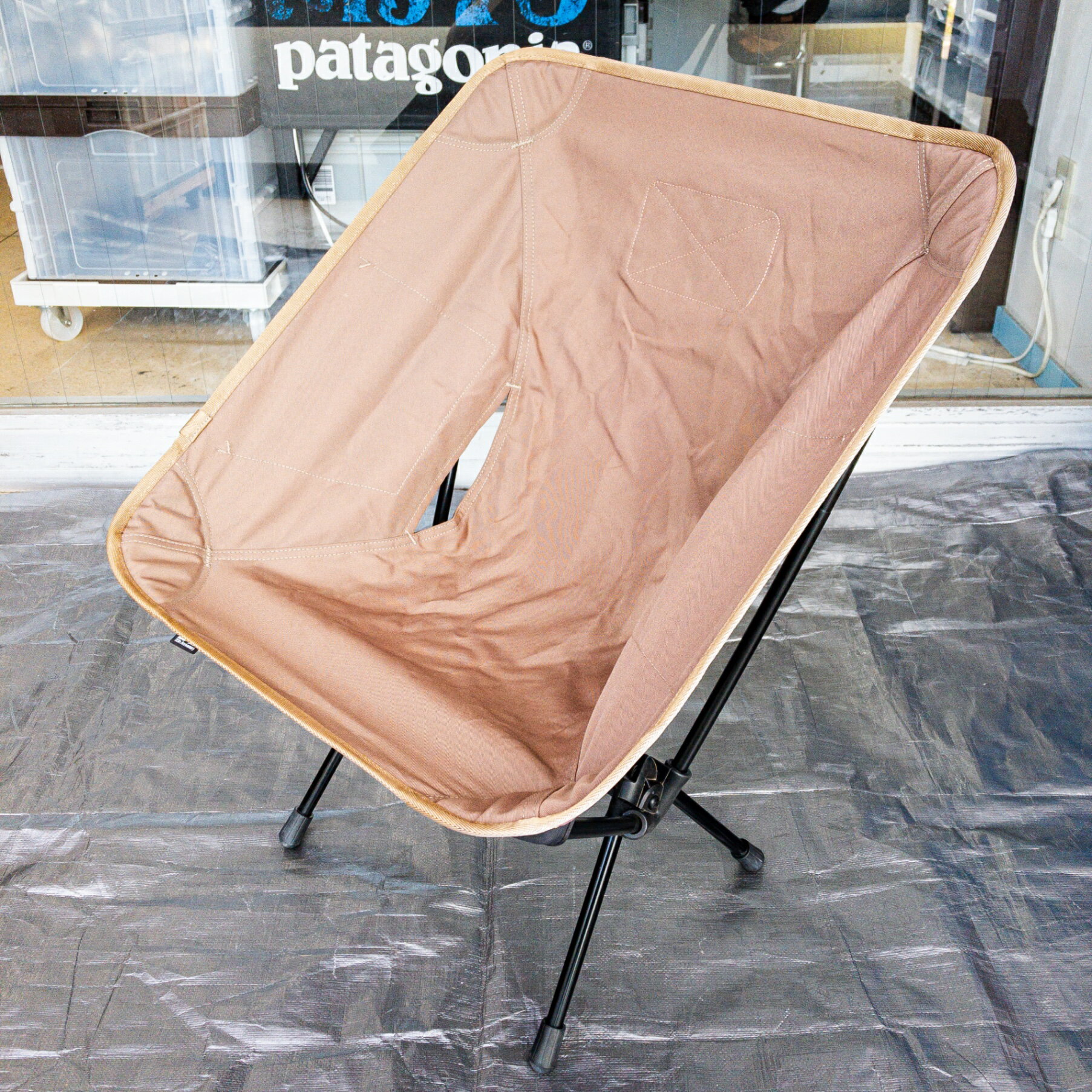 楽天市場】ヘリノックス タクティカルチェア コヨーテの通販 楽天市場】ヘリノックス タクティカルチェア コヨーテの通販