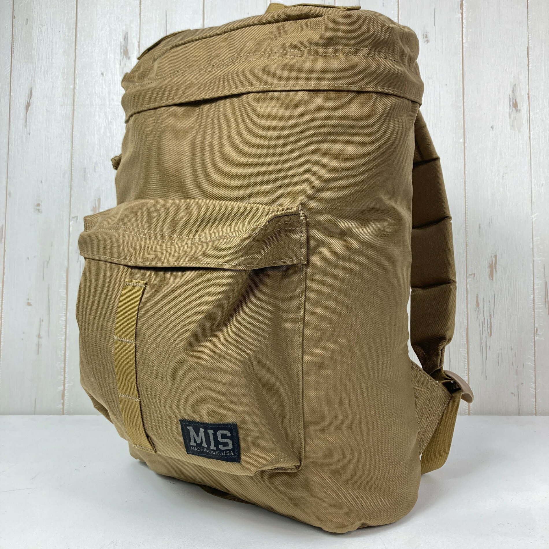 樂天商城 - 【OneSize ベージュ系】 MIS ( Make It Simple ) タクティカル バックパック 18L Tactical Backpack 18 Coyote アメリカ製 ナイロン バッグ ストレージ バックパック デイパック 容量【～29L】 z0005
