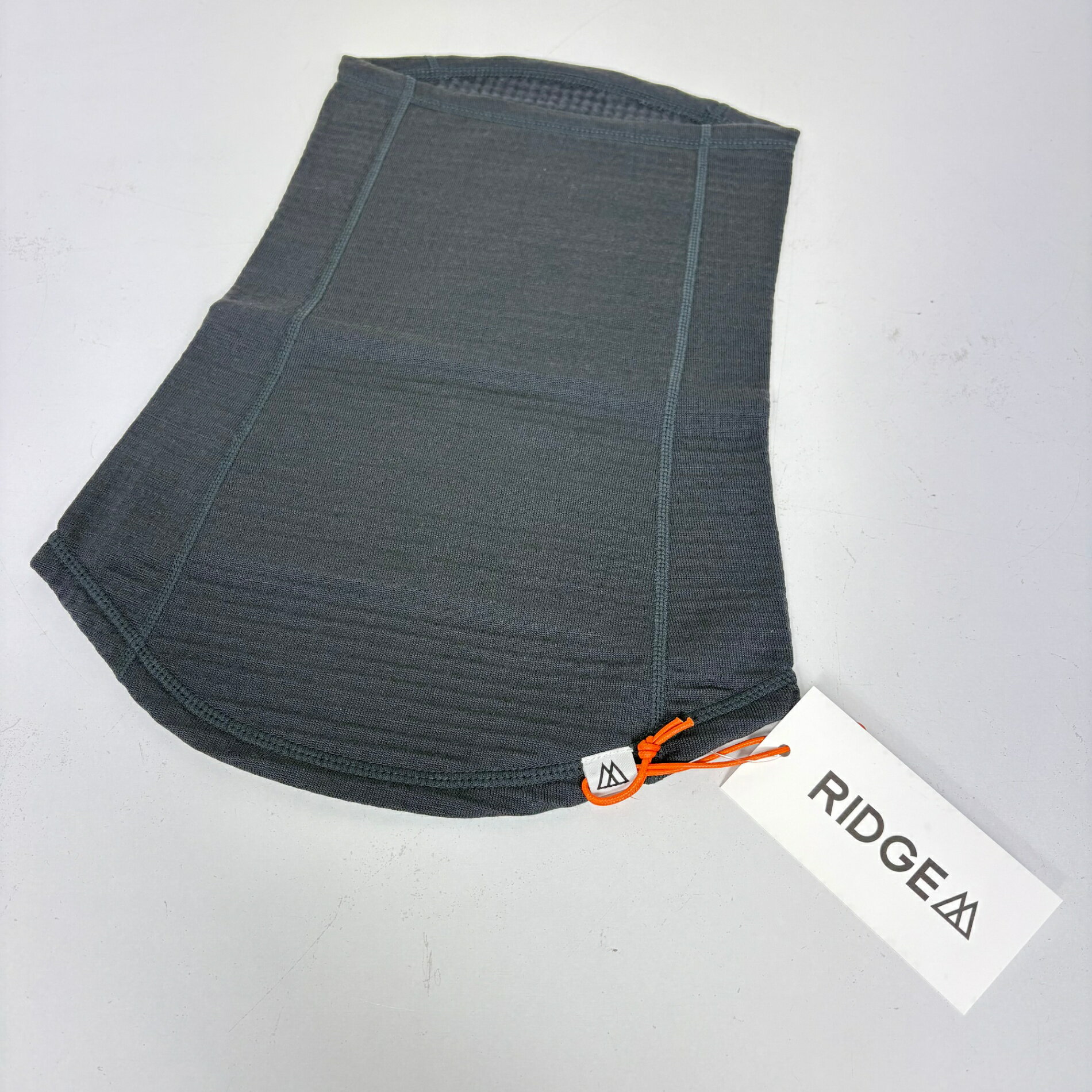 乐天商城 - 【Unisex OneSize チャコール系】 Ridge Mountain Gear ( リッジマウンテンギア ) グリッドメリノロングネックゲイター Grid Merino Long Neck Gaiter Charcoal z00057418 Charcoal ネックゲイタ