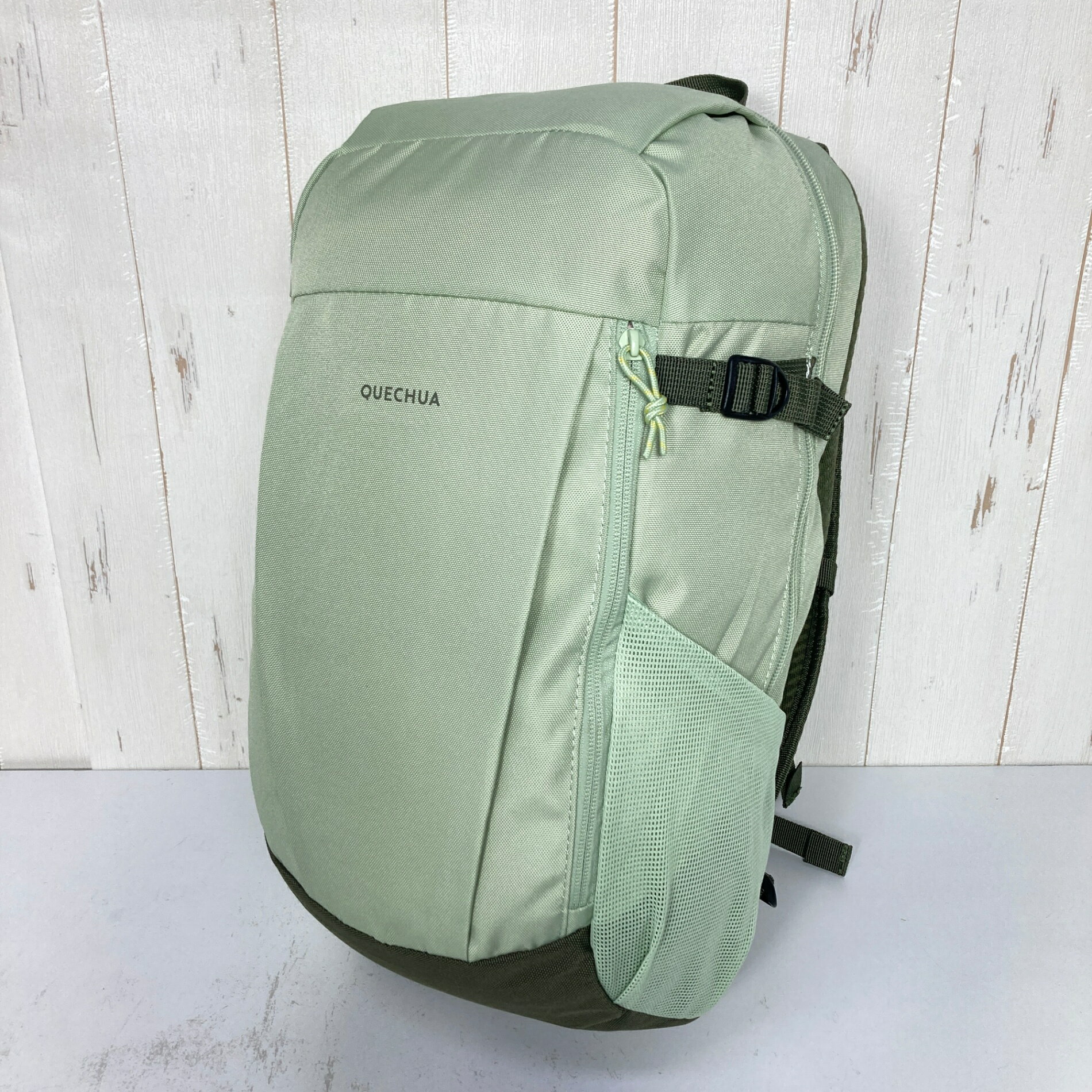 樂天商城 - 【Unisex OneSize グリーン系】 Quechua ( ケシュア ) ハイキング バックパック 20 バッグ ストレージ バックパック デイパック 容量【～29L】 z00058022 デイパック 容量【～29L】 バックパック バッグ ストレージ
