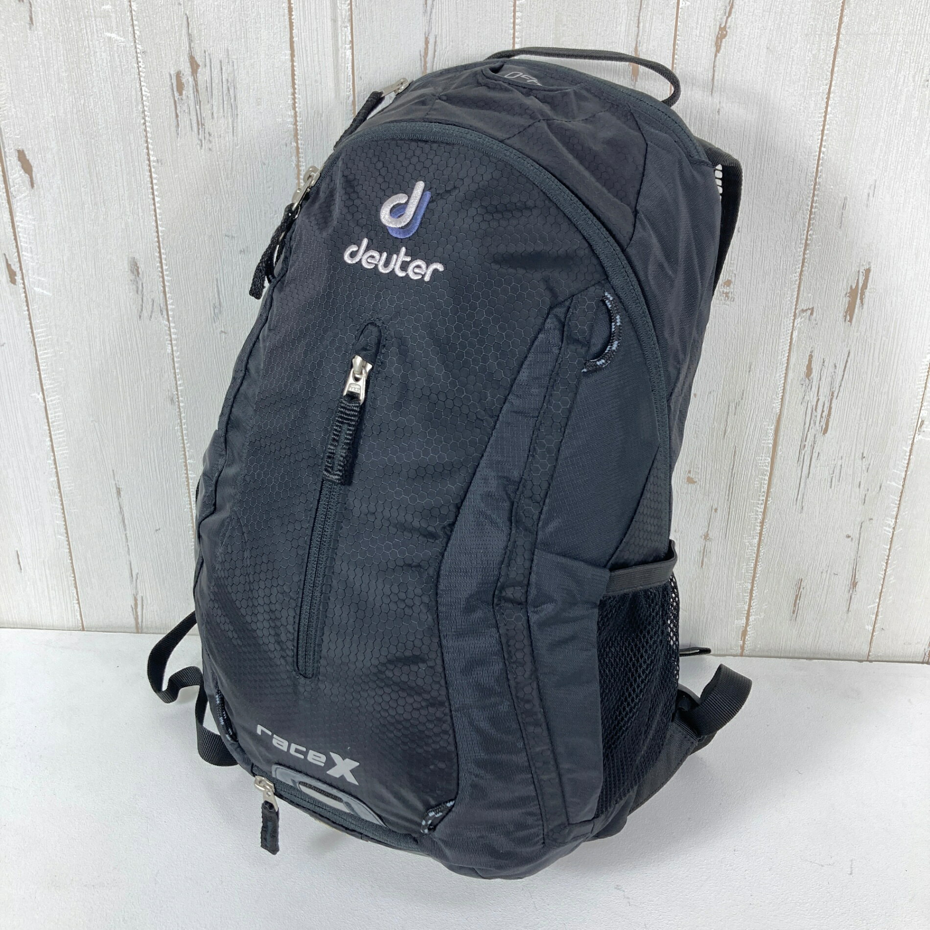 ドイター DEUTER　バックパック リュック　レース 12 ブラック 楽天市場】ドイター レースx 12の通販