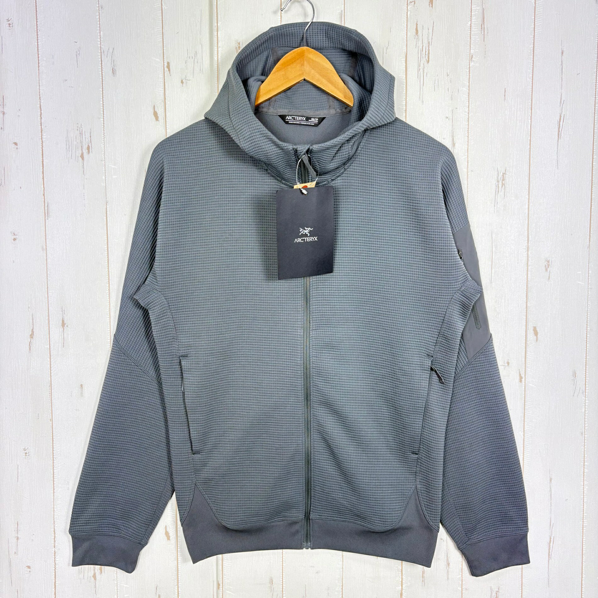 ARC’TERYX グレー ナイロン ジャケット Lサイズ 楽天市場】ARC'TERYX アークテリクス（カラーグレー）（スポーツ