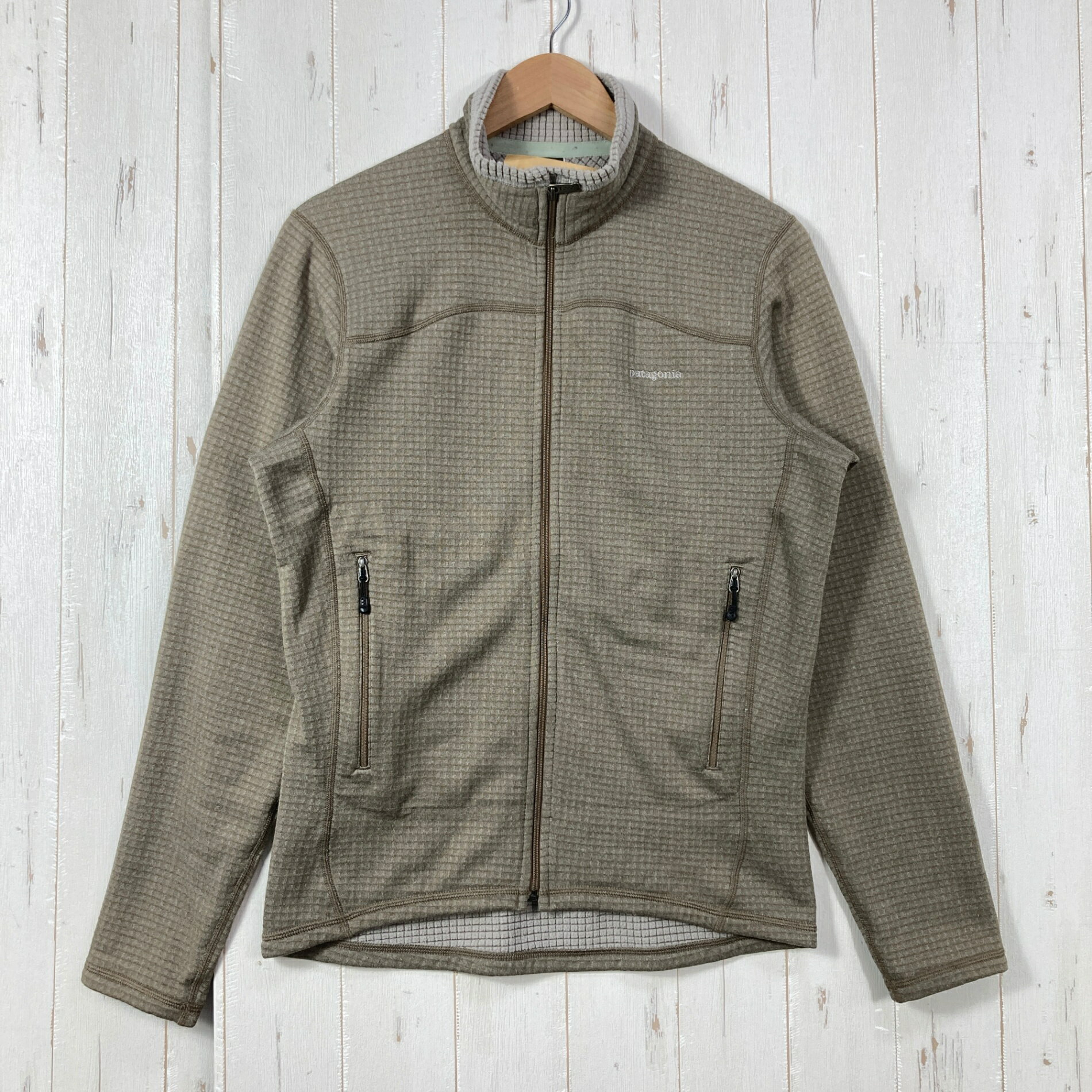 楽天市場】パタゴニア r1 中古の通販