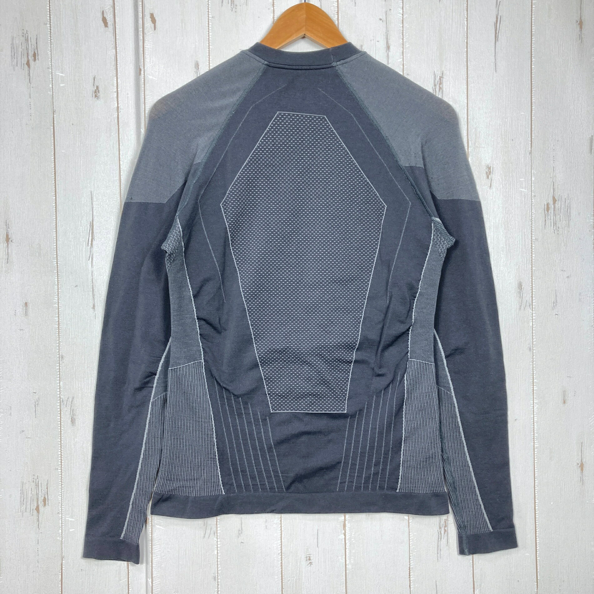 【Men's S/M グレー系】 Millet ( ミレー ) コンプレッション ロングスリーブ ティ...