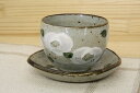 日本製 白椿 陶碗皿 湯呑 レトロ 陶器 コップ 国産 贈り物 ギフト プレゼント 敬老の日 シンプル かわいい 和風 和モダン