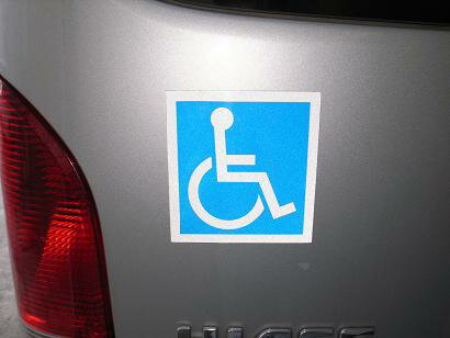 よく光る・反射 身障者（車椅子）マーク ステッカー タイプ 1個
