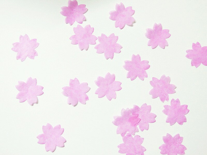 〇無料発送　防炎　ミツクラの紙吹雪　業務用　桜花びら全体型　1kg 　約3cm　 紙製　極薄　回転落下型　長時間滞空　結婚式　歓迎会　送迎会　イベント　パーティー