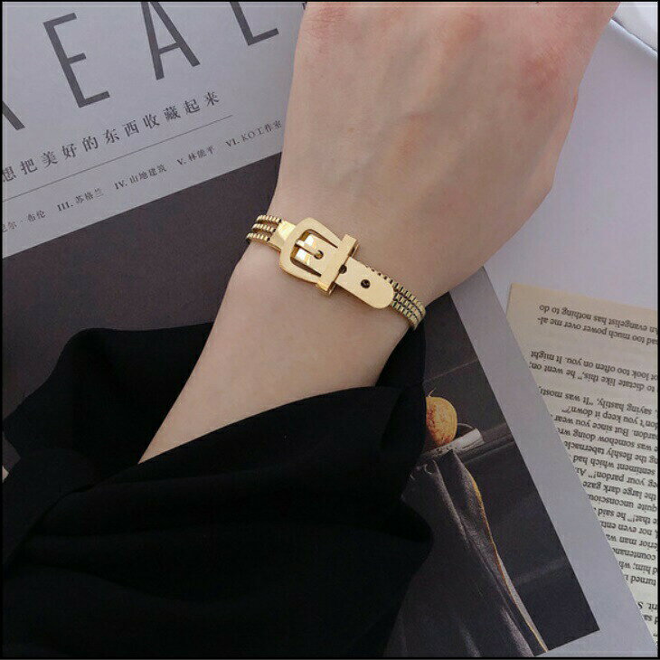 樂天商城 - ベルト チェーン 鎖 ゴールド 金 デザイン 華奢見え バングル ブレスレット 大人 上品 エレガント 華奢 アクセサリー ジュエリー レディース お出かけ オフィス OL ins 韓国 ママ ママファッション ガール