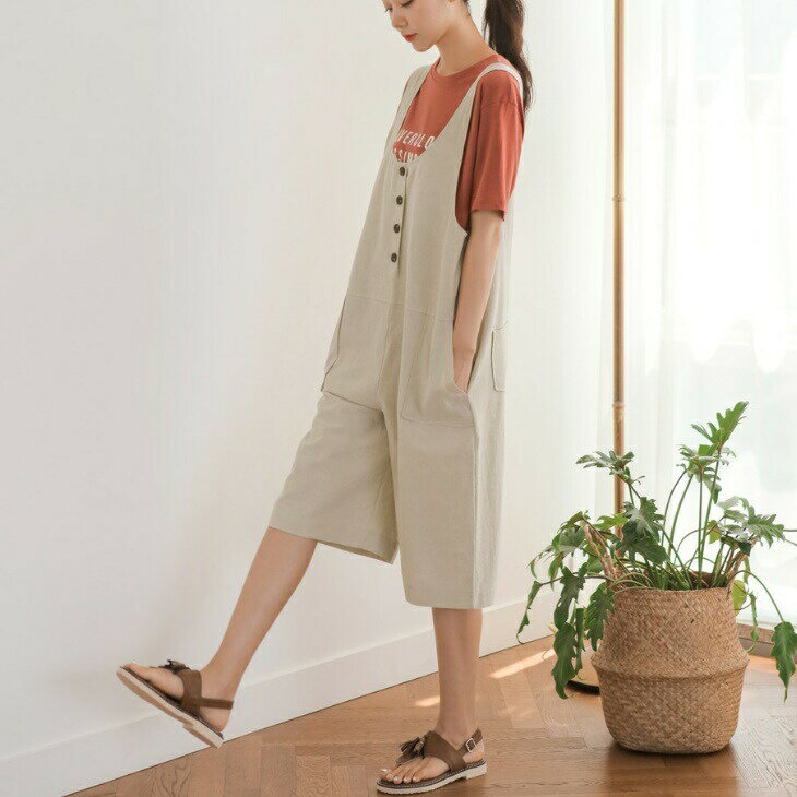 送料無料 リネンジャンプスーツ ワイドレッグ ジャンプスーツ レディース 膝丈 ノースリーブ サスペンダー 前開き ベージュ ナチュラル 夏 パンツ ワイドパンツ カジュアル 仕事 オフィス ママ リゾート アースカラー 体型カバー
