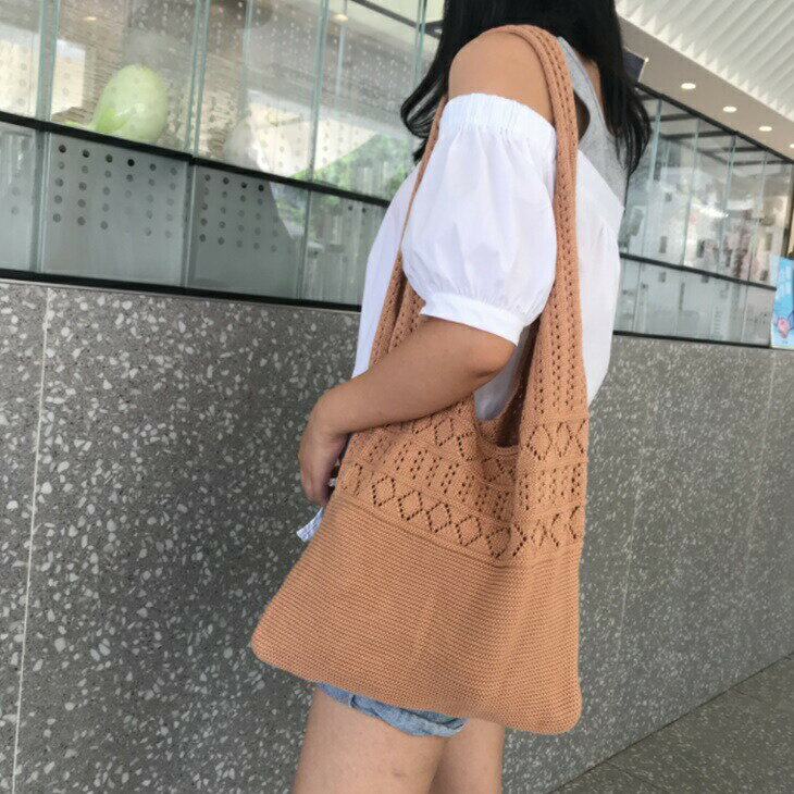 樂天商城 - バッグ レディース トートバッグ ショルダー 編み 夏 秋 キャンバス 丈夫 大容量 かわいい ショルダーバック 肩掛け 軽い カジュアル 海 リゾート 通学鞄 お出かけ ママ 買い物 ins 韓国 鞄 かわいい