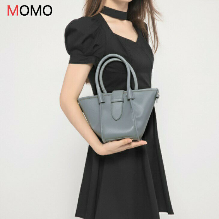 レザー調PUバスケットバッグ バケツバッグ メッセンジャーバッグ ショルダーハンドバッグ 大人コーデ アラサーコーデ アラサーファッション 大人カジュアル 韓国コーデ 大人韓国コーデ ins 高見えバッグ 大人のさりげないバッグのサムネイル