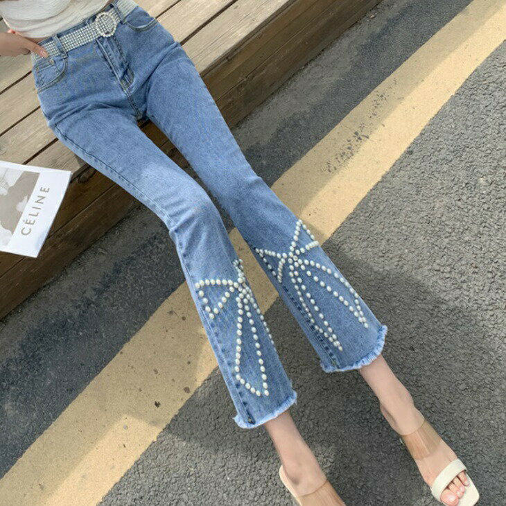 ストレッチデニムパンツ ワイドレッグパンツ フレアパンツ ベルト付き 大人カジュアルコーデ 大人ファッション 大人コーデ 大人韓国コーデ 韓国ファッション アラサーファッション アラサーコーデ ナチュラルコーデ アラフォーコーデ アラフォーファッション