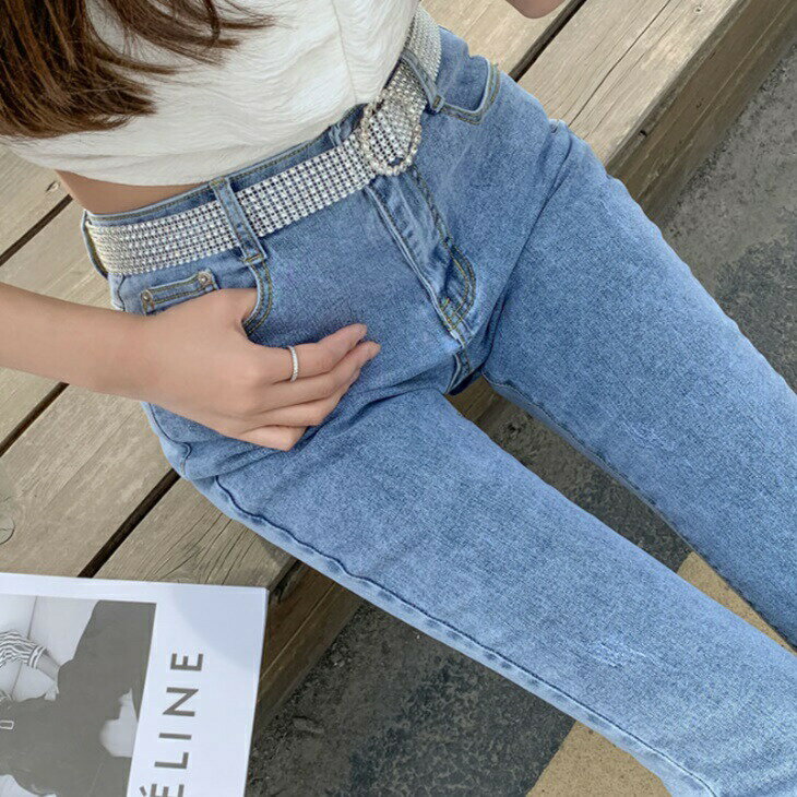 ストレッチデニムパンツ ワイドレッグパンツ フレアパンツ ベルト付き 大人カジュアルコーデ 大人ファッション 大人コーデ 大人韓国コーデ 韓国ファッション アラサーファッション アラサーコーデ ナチュラルコーデ アラフォーコーデ アラフォーファッション