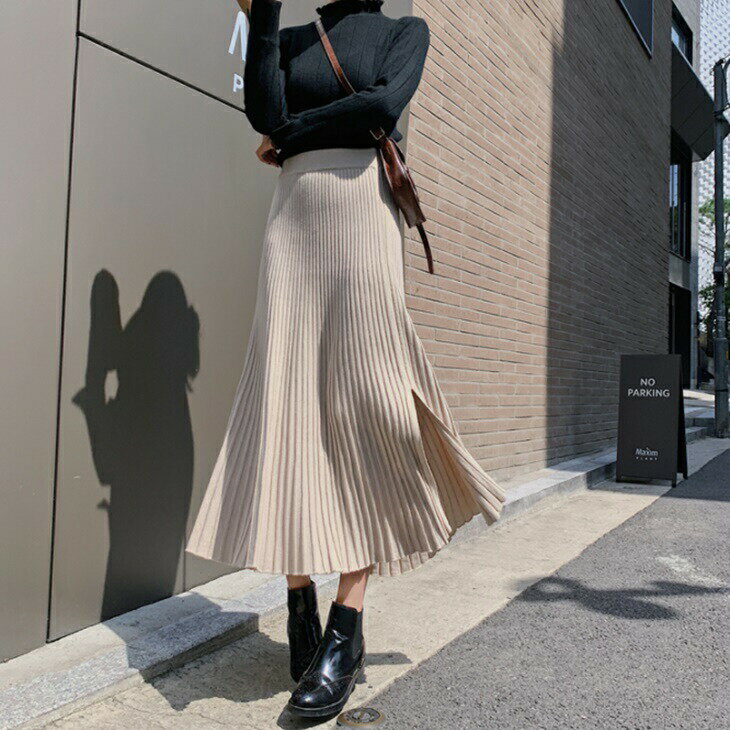 Aラインウールニットプリーツロングスカート ワイドフレア ロング丈 カジュアルコーデ 大人カジュアル 大人コーデ アラサーコーデ アラサーファッション アラフォーコーデ アラフォーファッション 韓国コーデ 大人韓国コーデ ママコーデ 大人可愛いコーデ