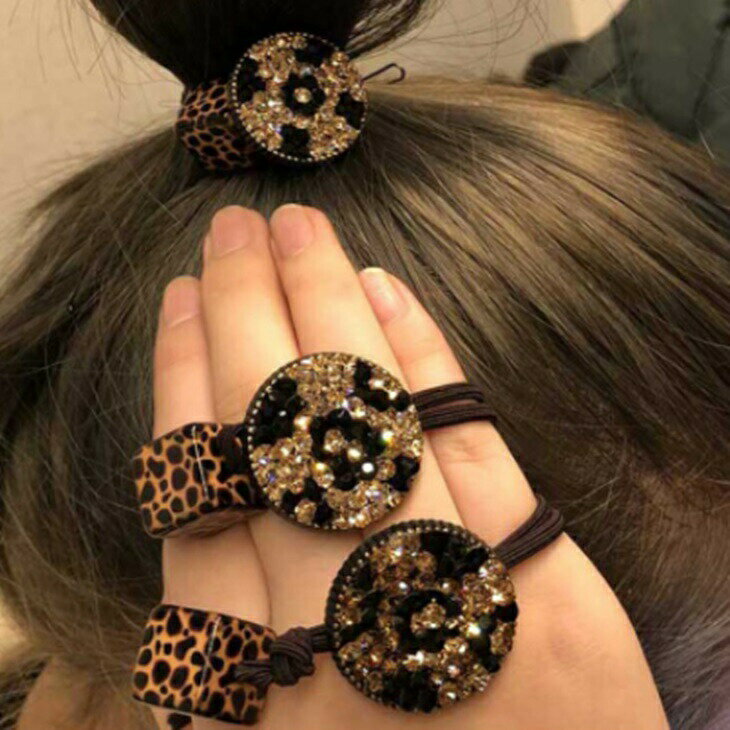 レパード柄チェコダイヤモンドストーンヘアゴム 綺麗見え 高見え 普段用ヘアアクセサリー 大人 上品 エレガント 華奢 アクセサリー ジュエリー レディース お出かけ オフィス ins ママ ママファッション ガール 大人コーデ 大人カジュアル ナチュラル