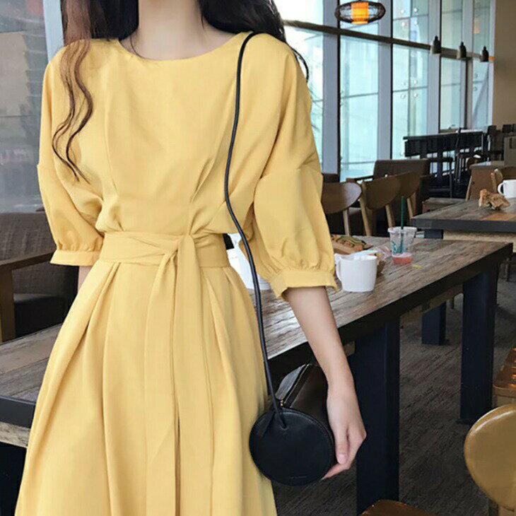 ベルフラワートワンピース ランタンスリーブワンピ フレアワンピ カジュアルワンピ シンプルワンピ 大人カジュアル 大人ファッション 大人コーデ アラサーファッション アラサーコーデ アラフォーコーデ アラフィフコーデ 大人韓国コーデ ins