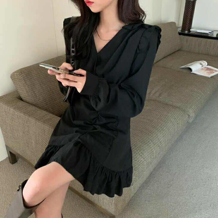 プリーツワンピース スリムニットボトミングワンピース 清楚系綺麗ワンピース 大人カジュアルコーデ アラサーコーデ アラフォーコーデ シンプルコーデ 大人ファッション 大人コーデ 大人韓国コーデ ワンマイルコーデ ins