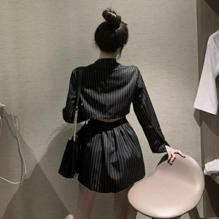 セットアップ ジャケット スカート 秋 夏 レディース カラーコントラストストライプ 韓国ファッション セクシ-ウエストセットアップ スリムウエスト 長袖 Aラインスカート カジュアル おしゃれ 大人可愛い 上品 きれいめ 透けない