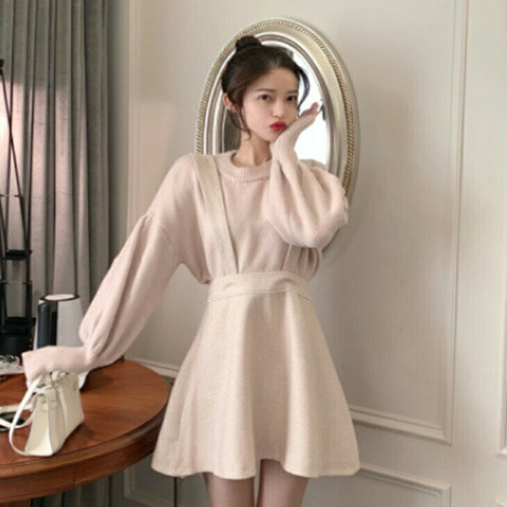 樂天商城 - 【セット販売】ウールサスペンダースカート＋Uネックニット ナチュラルワンピ 清楚ワンピ 大人カジュアルワンピ きれかわワンピ 大人ファッション 大人コーデ 大人カジュアル 大人韓国コーデ アラサーファッション アラサーコーデ ママコーデ アラフォーコーデ