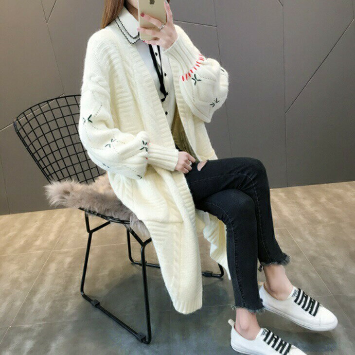 ロングニットカーディガンセーター あったかニットセーター 大人ファッション 大人コーデ ワンマイルコーデ、ワンマイルファッション 普段着お洒落 普段着ニットセーター 大人ニットセーター アラサーファッション アラサーコーデ