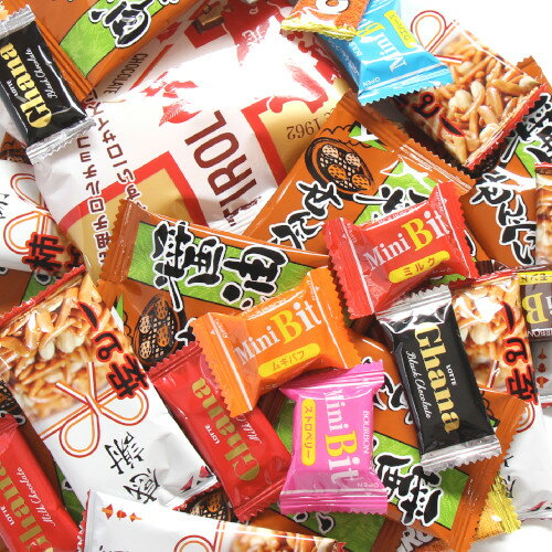 ※地域限定送料無料 チロルチョコをはじめ、人気のアソートタイプの駄菓子・チョコレートと保存・携帯に便利な小袋タイプのお菓子の詰め合わせセットです。 さらにお得なサービス品としてスクラッチをお付け致します。 ささやかなサプライズとしてお楽しみ下さい。 ※お菓子内容例・目安： チロルチョコ チロルチョコ＜ヌガーパック＞ 27個、 ロッテ ガーナチョコレート 3種のアソート 36枚、 ブルボン ミニビットアソート 165g、 ヤスイフーズ 醤油せんべい 1枚×30コ、 ヤスイフーズ 感謝柿ピー 6g×30コ、 ●サービス品・スクラッチ付き ■■こちらの商品は夏季はクール便での配送となります■■ ※上記画像はイメージです 有名メーカーの個包装タイプのお菓子が入っています！ こちらの商品はアソート(大袋)商品の為、弊社にて一度製品を開封して詰め合わせております。 ※写真の商品の味、パッケージデザイン等は一例です。(商品の味パッケージのデザイン等が異なる場合でも返品、交換の対応は不可となります） ※季節、在庫状況によってはおかしの内容を変更する場合があります。 ※写真は一例です。