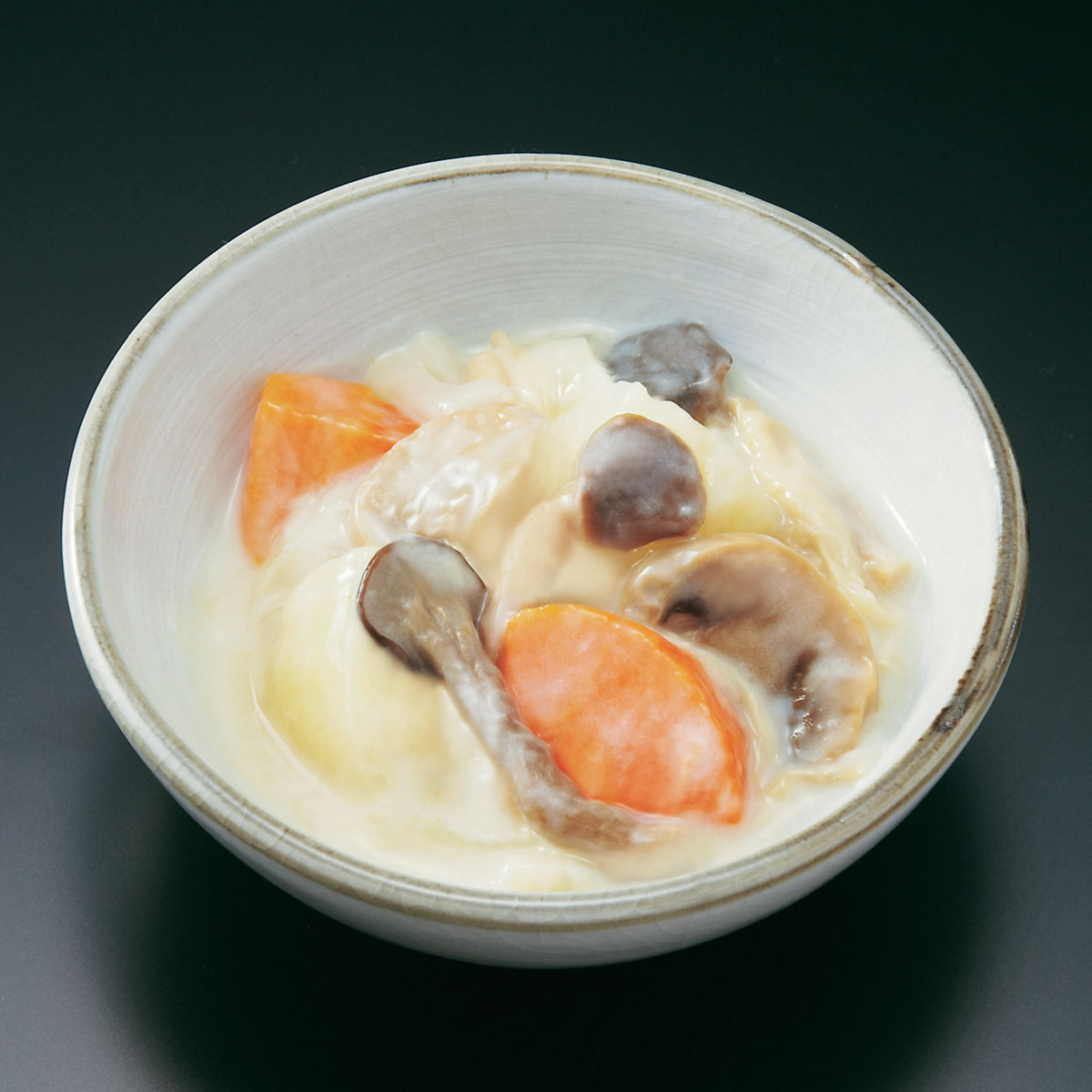 米粉のきのこクリーム（1kg）《冷凍》