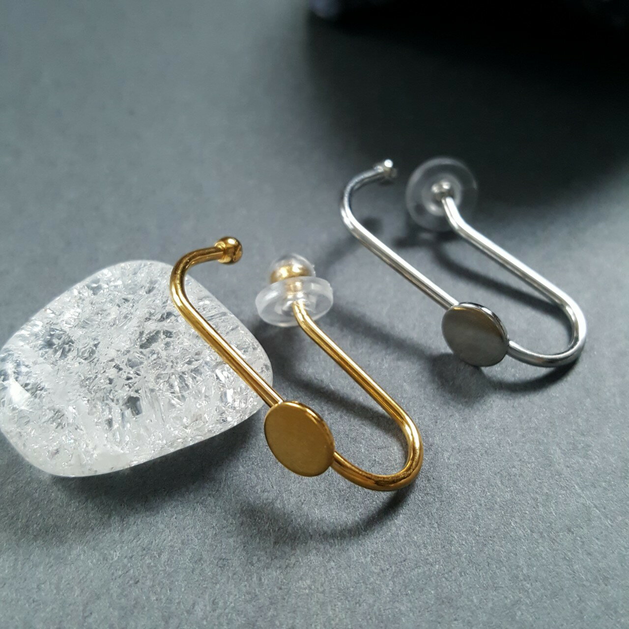 オールステンレス オリジナル イヤーカフ 26mm 1個販売 イヤーフック 6mm 平皿 ゴールド 金属アレルギー対応 サージカルステンレス 24kgp 本ロジウム シンプル デザイン オフィス スタイリッシュ 女性 レディース おしゃれ アレルギーフリー SUS304 つけっぱなし 3k