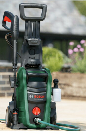 BOSCH�ʥܥå���˹ⰵ������UA125������Բľ��ʤǤ����̳�ƻ�����졦Υ������ӱ��¤�����ޤ���