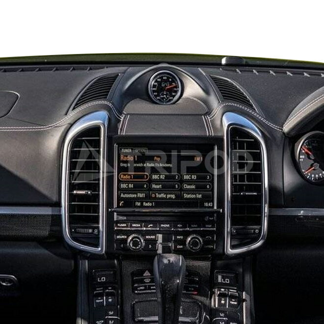 ポルシェ TVキャンセラー（配線加工タイプ）走行中純正TVの視聴が可能です。