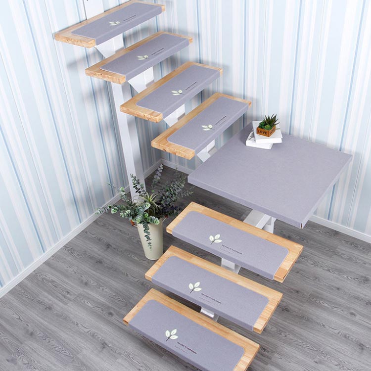 階段マット 10枚入 防音 滑り 防止 畜光マット 吸音 転倒防止 蛍光式 キズ防止 おしゃれ 階段 滑り止めマット 折り曲げ 70 22cm 10枚セット 階段蓄光マット 廊下 カーペット マット 傷防止 滑り止め 吸着 ペット 足冷え 水洗い 滑らない 吸着マット あなたにおすすめの商品